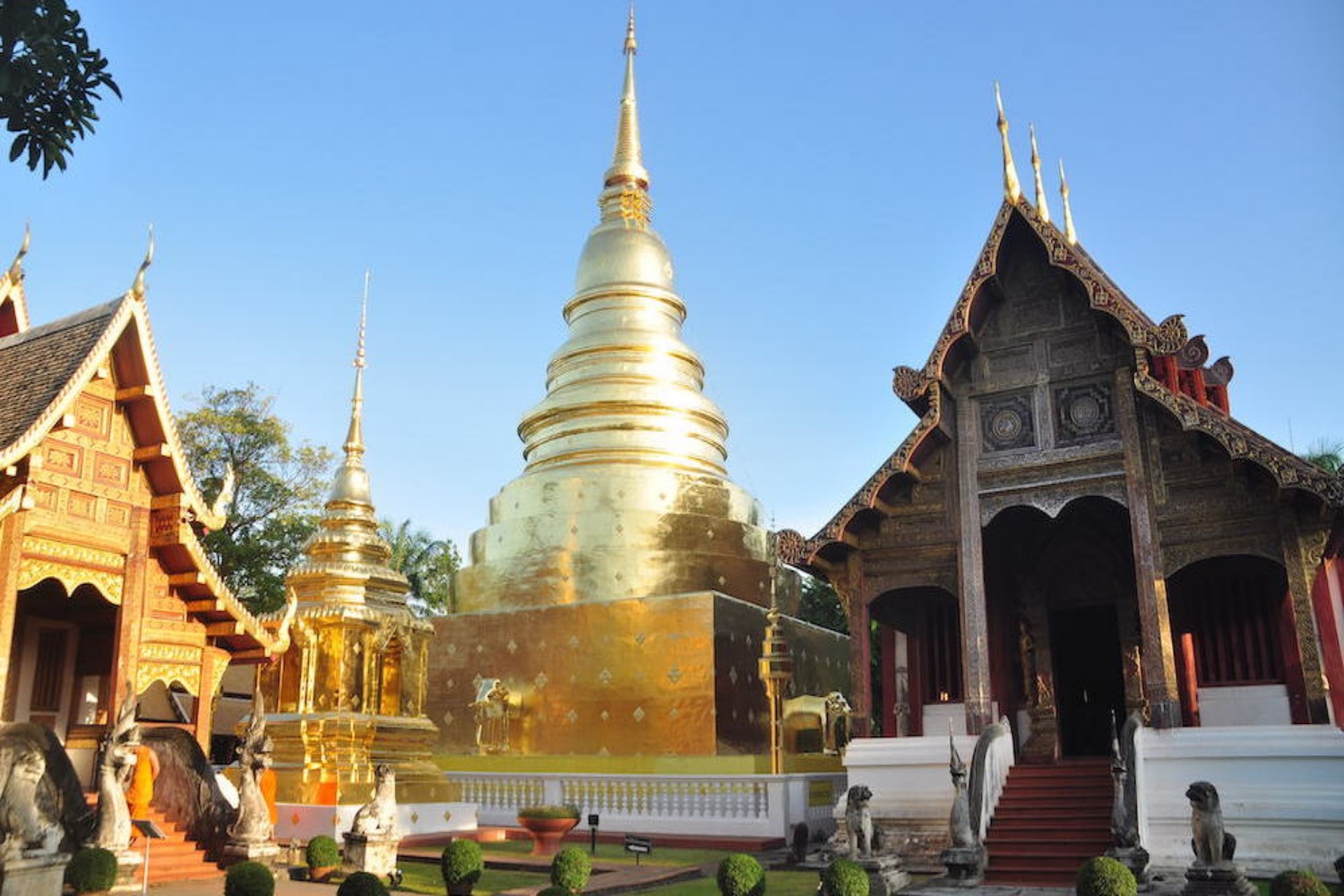 Wat Phra Singh 2
